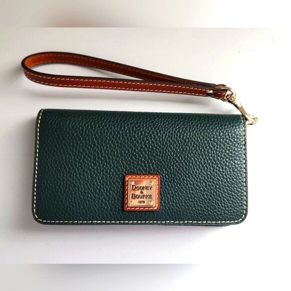 Dooney & Bourke Forest Green Wristlet Phone Wallet - Picture 1 of 10